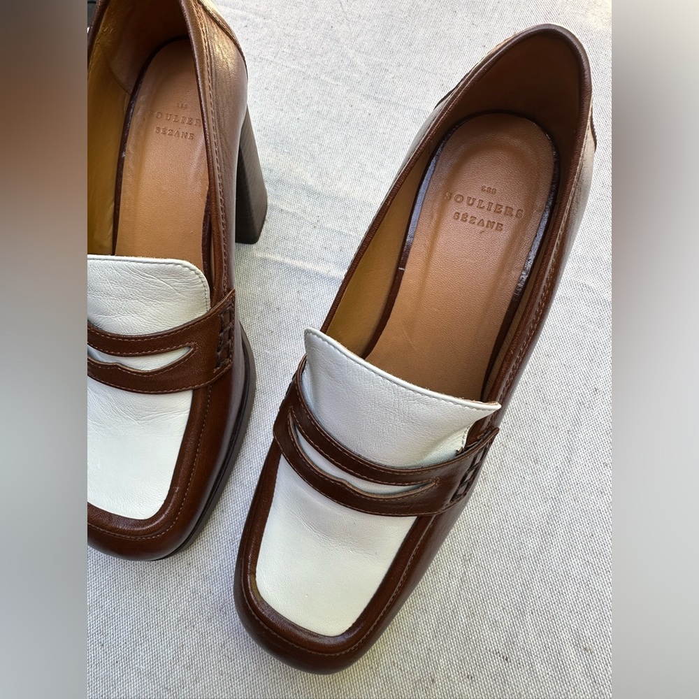Sezane Two-Tone Brown and White Leather Block Heel Loafers - Picture 2 of 10
